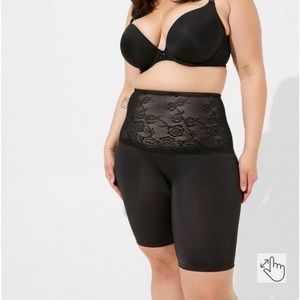 Microfiber High-Rise Short 360° Smoothing Panty